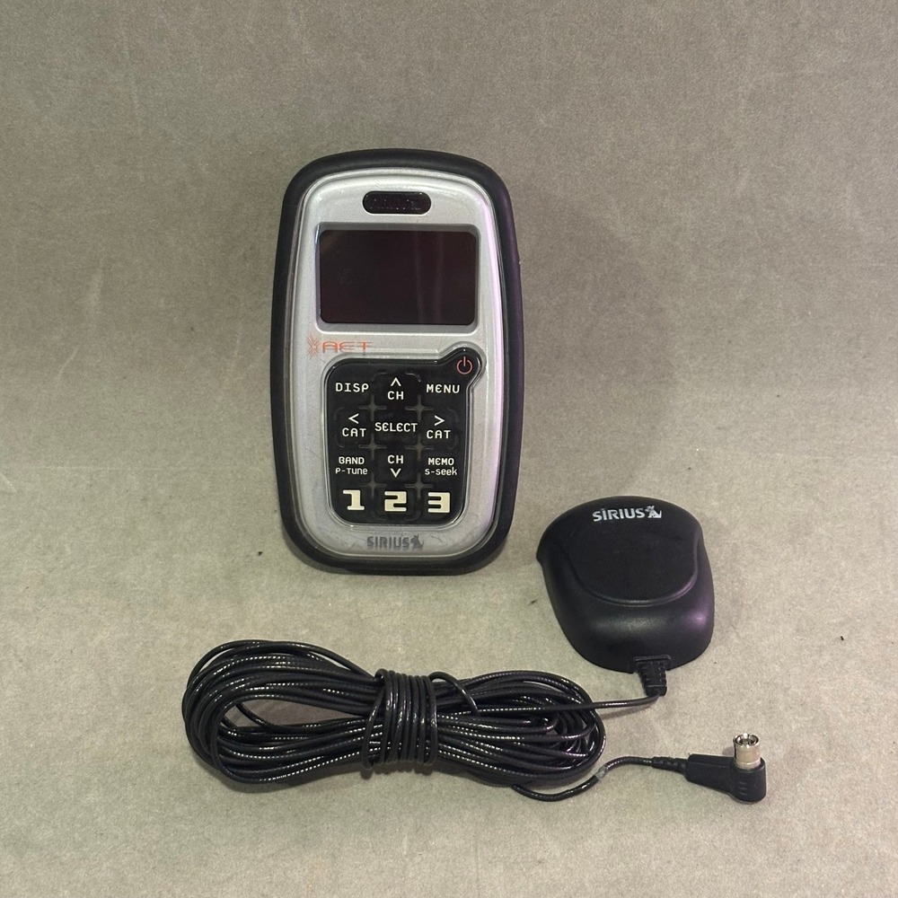 Xact XTR1 Sirius Satellite Radio Receiver and Sirius UCA Car Antenna Silver